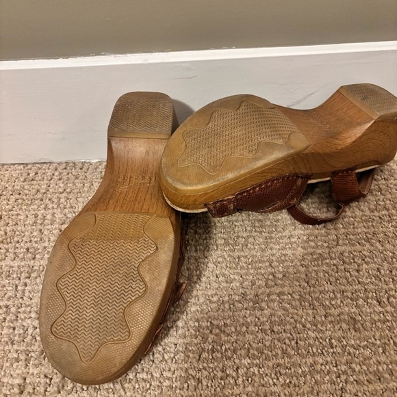 Dansko Brown Sissy Clog Sandal - size 39 - Picture 6 of 9